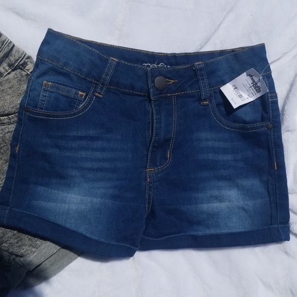 Shorts Bundle - Picture 2 of 5